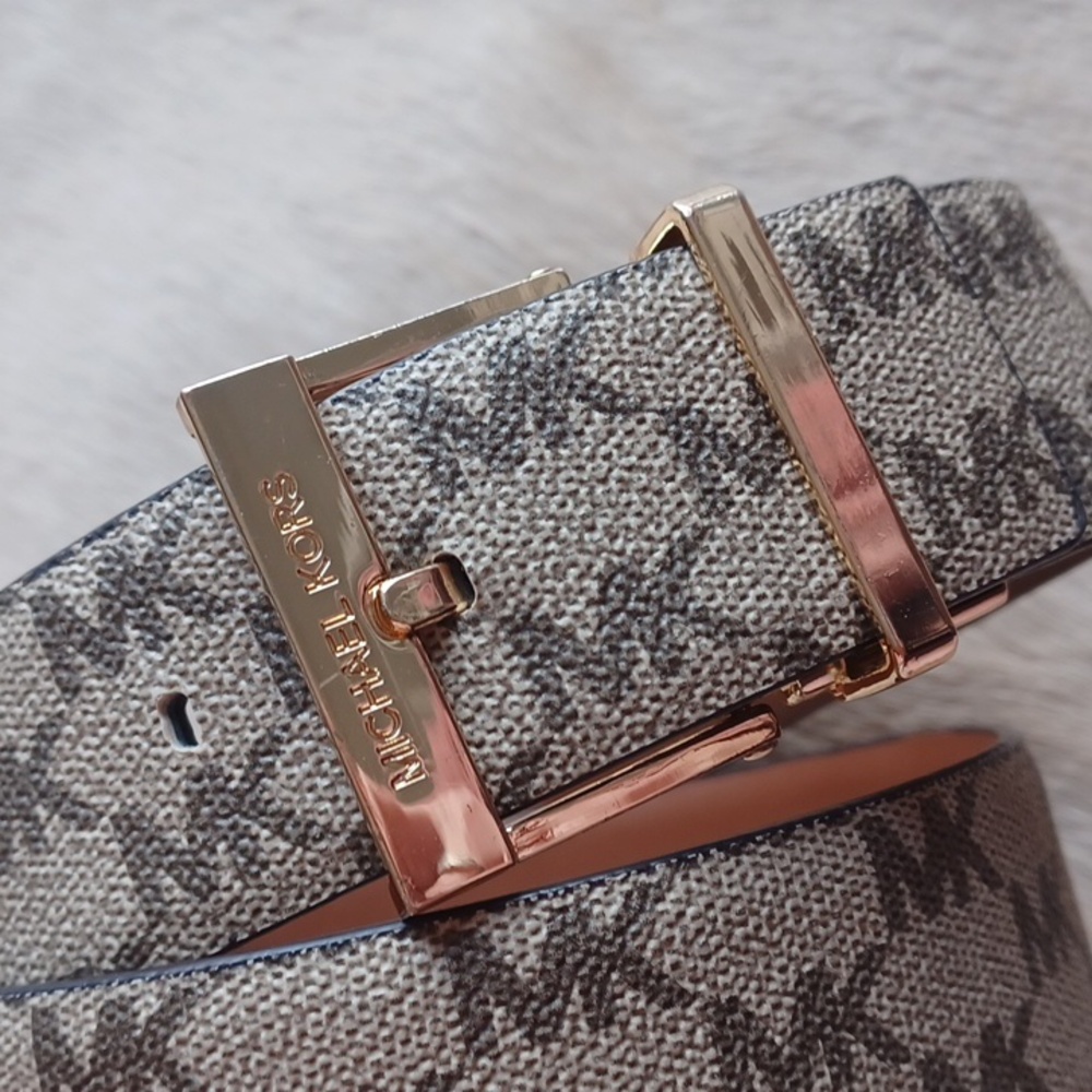 Michael Kors Belt - Picture 2 of 14